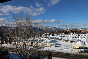 The Charles M Suites