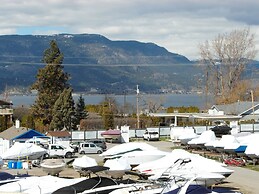 The Charles M Suites