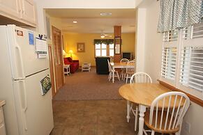 Courtyard Villas on Silver Lake Harbor