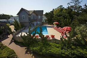 Courtyard Villas on Silver Lake Harbor