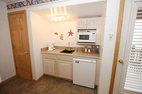 Courtyard Villas on Silver Lake Harbor