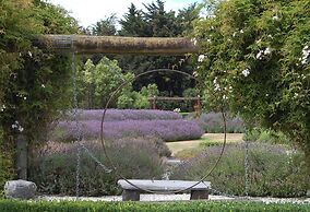 Dylans Country Cottages