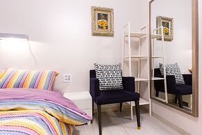 Oh Blue Guesthouse - Hostel