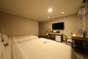 Winner Hotel