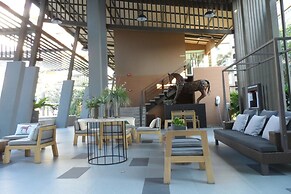 Baan Thew Lom Condominium