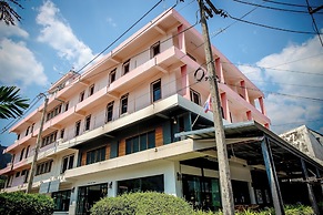 Lukmuang 2 Hotel