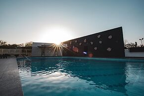 Hotel Kasturi Orchid