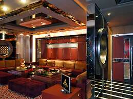 Gladden Hotel Shilong