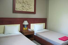 Picnic Sriracha Hotel