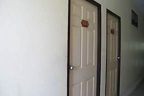 Picnic Sriracha Hotel