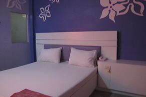 Picnic Sriracha Hotel