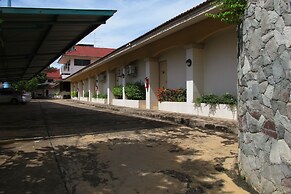 Picnic Sriracha Hotel