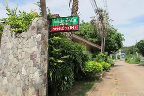 Picnic Sriracha Hotel