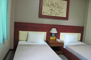 Picnic Sriracha Hotel