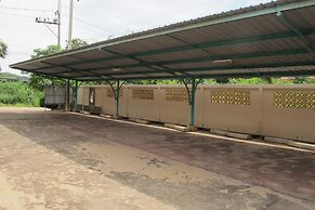 Picnic Sriracha Hotel