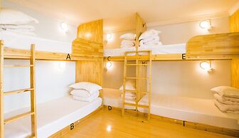 Guilin Cyan Box Hostel