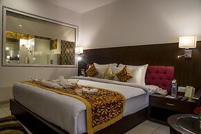 Hotel Udai Median