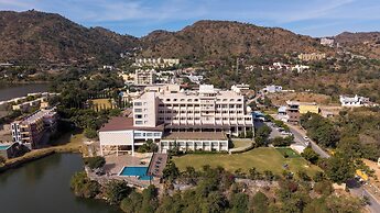 Via Lakhela Resort & Spa