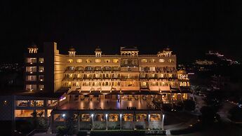Via Lakhela Resort & Spa