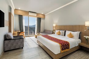 Via Lakhela Resort & Spa