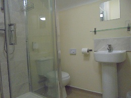 The River Don Tavern and Lodge