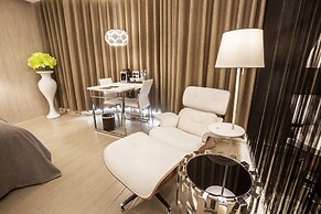 Six Star Motel - Taoyuan