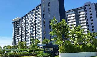 Baan Thew Talay Blue Sapphire