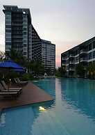 Baan Thew Talay Blue Sapphire