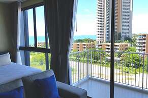 Baan Thew Talay Blue Sapphire