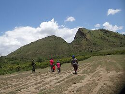 Sirville Lake Elementaita Lodge