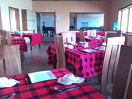 Sirville Lake Elementaita Lodge