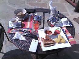 Sirville Lake Elementaita Lodge