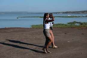 Sirville Lake Elementaita Lodge