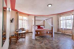 Sirville Lake Elementaita Lodge