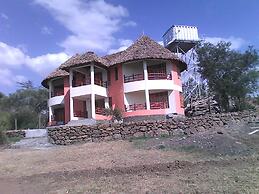 Sirville Lake Elementaita Lodge