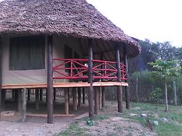 Sirville Lake Elementaita Lodge