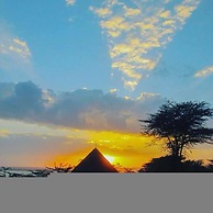 Sirville Lake Elementaita Lodge