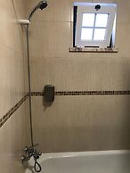 Oriente DNA Studios & Rooms