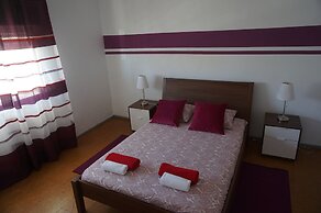 Oriente DNA Studios & Rooms