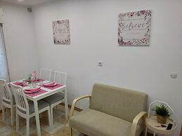 Oriente DNA Studios & Rooms