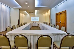 Flat Beach Class Executive