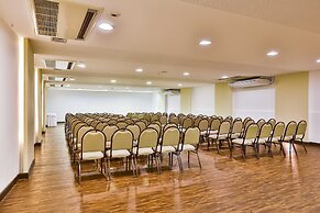 Flat Beach Class Executive