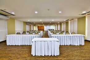 Flat Beach Class Executive