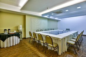 Flat Beach Class Executive