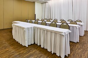 Flat Beach Class Executive