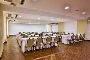 Flat Beach Class Executive