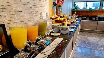 Flat Beach Class Executive