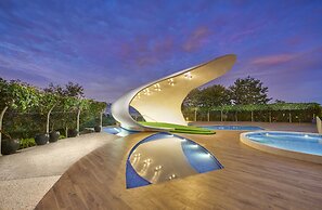 Golden Tulip Holland Resort