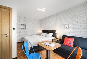 Well Well Aparthotel