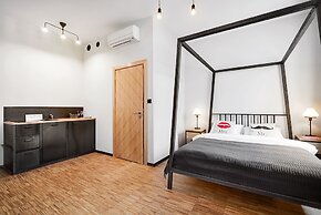 Well Well Aparthotel